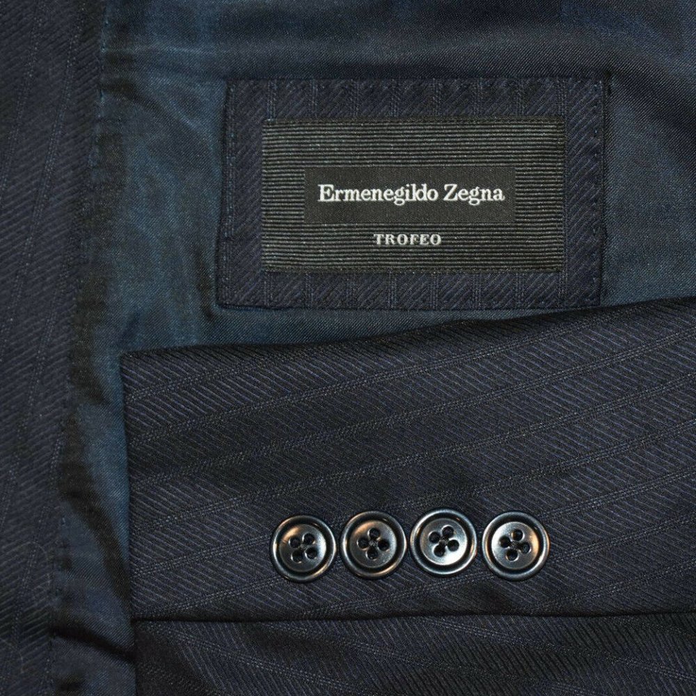 $1995 48R Ermenegildo Zegna CURRENT navy coat